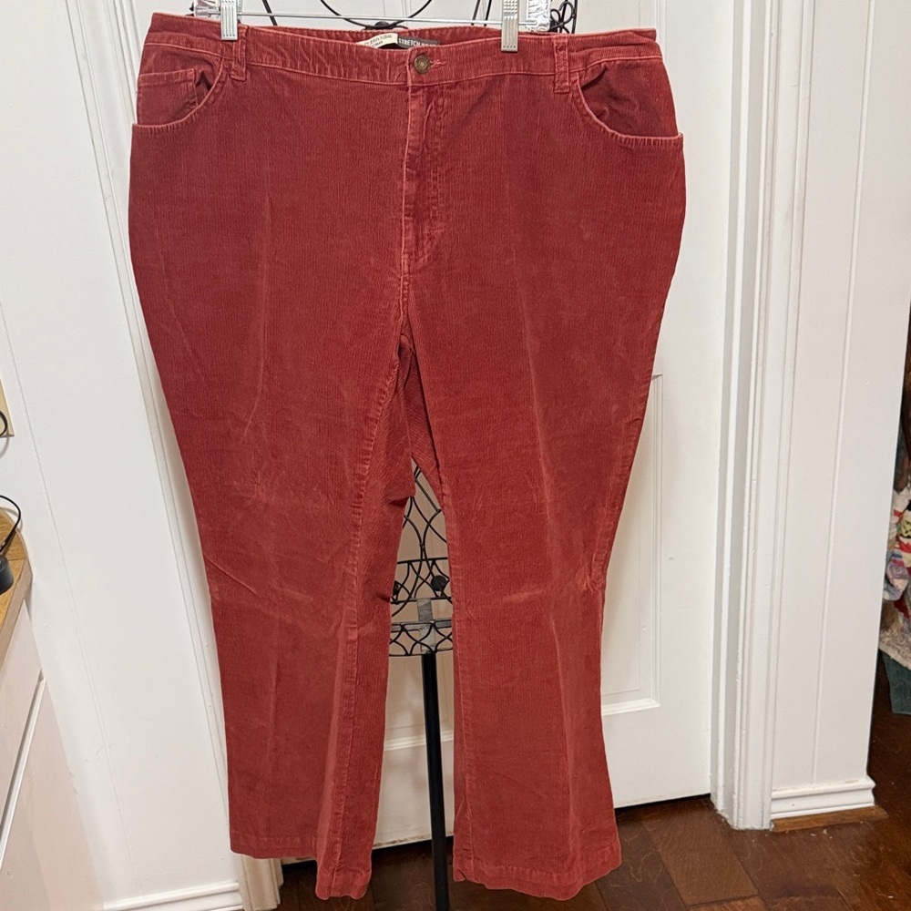 😍😍😍BOGOHO😍😍😍St. John’s Bay Corduroy Pants-22W